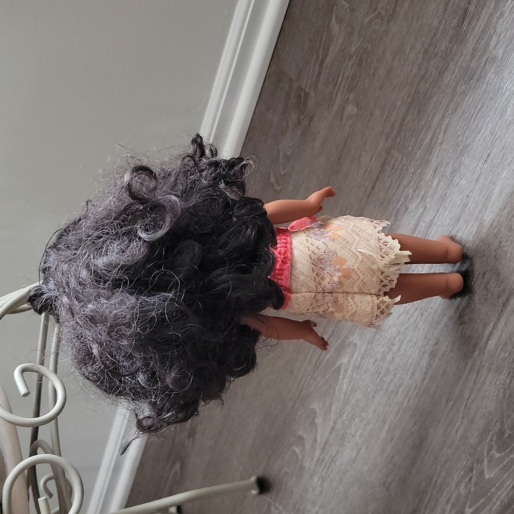Talking/Singing Disney Moana Doll - Picture 5 of 8